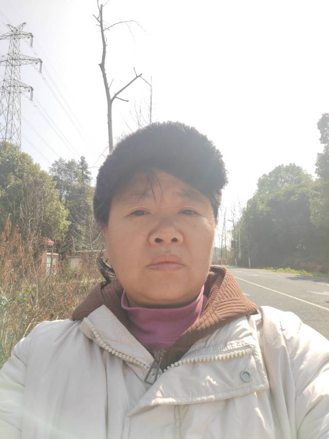 阿姨资料照片