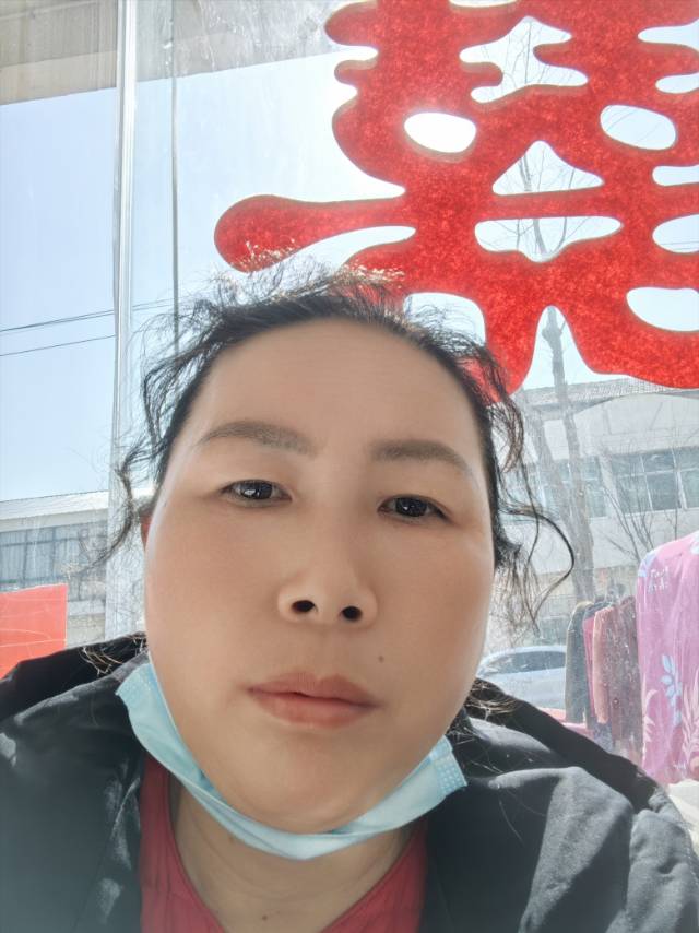 阿姨资料照片