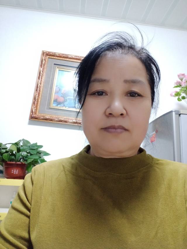 阿姨资料照片