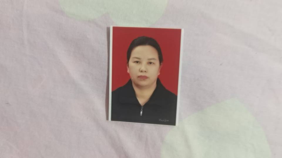 阿姨资料照片