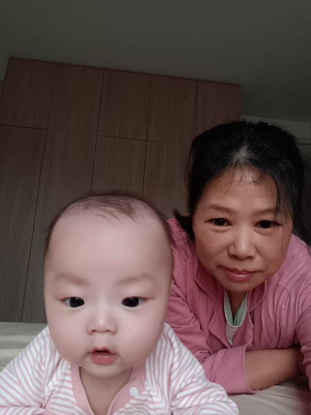 阿姨资料照片