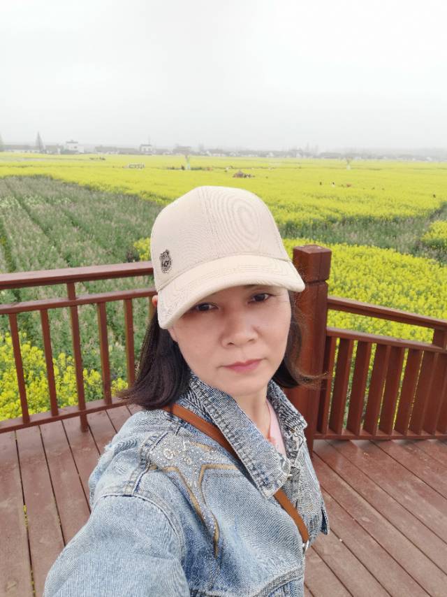 阿姨资料照片