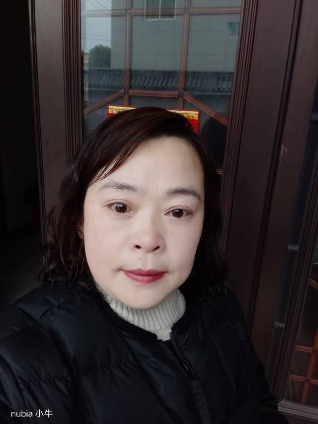 阿姨资料照片