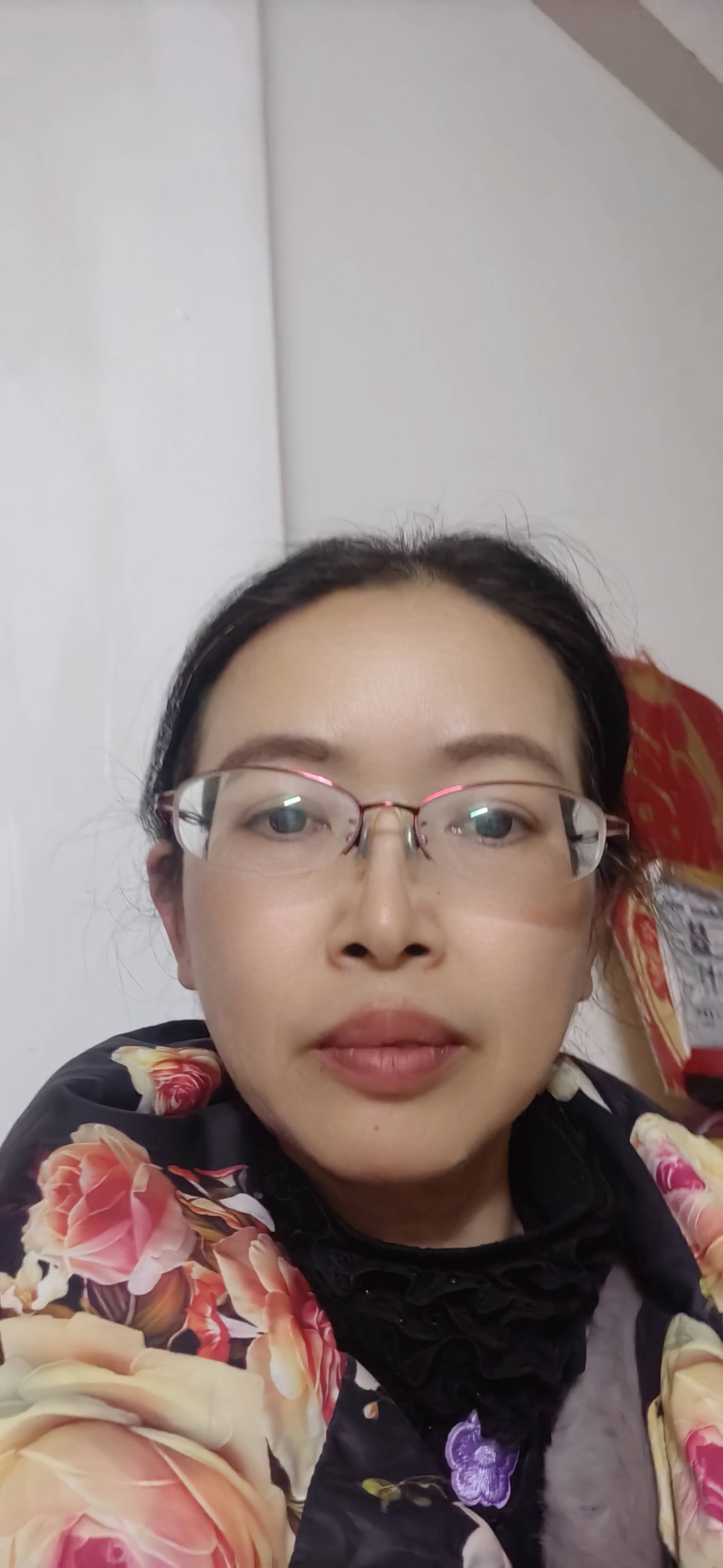 阿姨资料照片