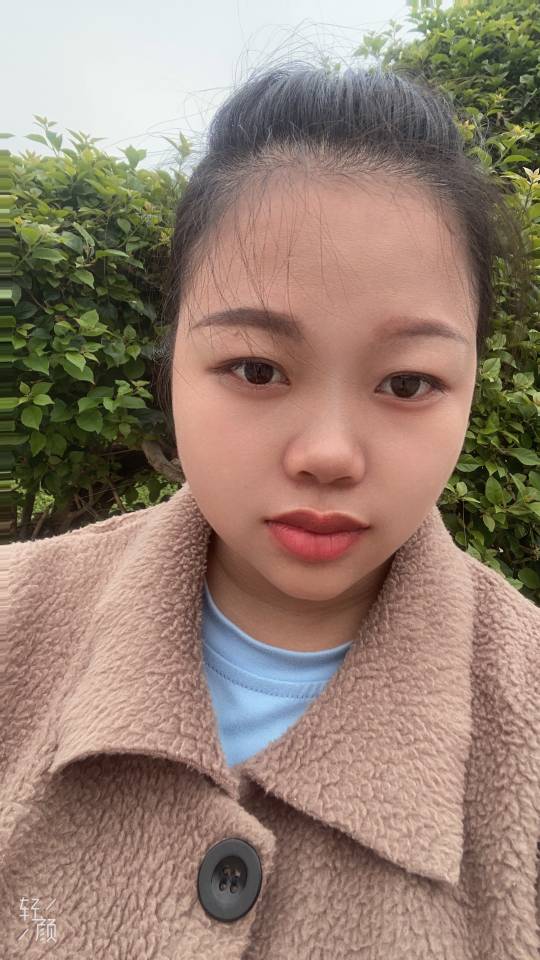 阿姨资料照片