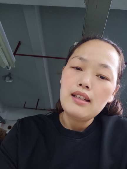阿姨资料照片