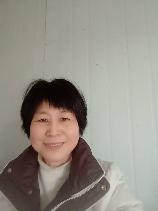 阿姨资料照片