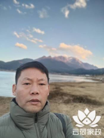 阿姨资料照片