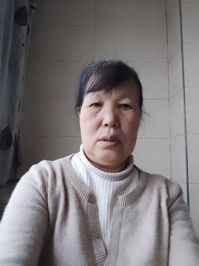 阿姨资料照片