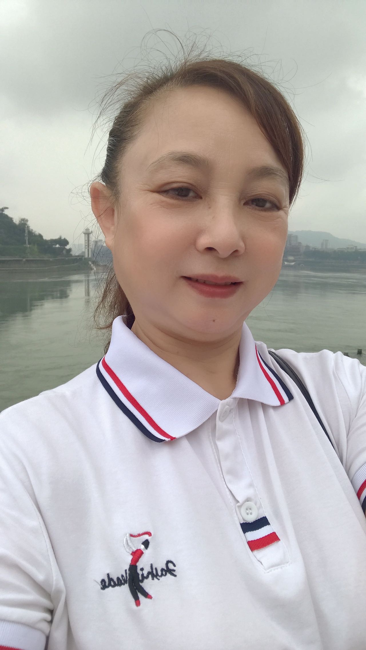 阿姨资料照片
