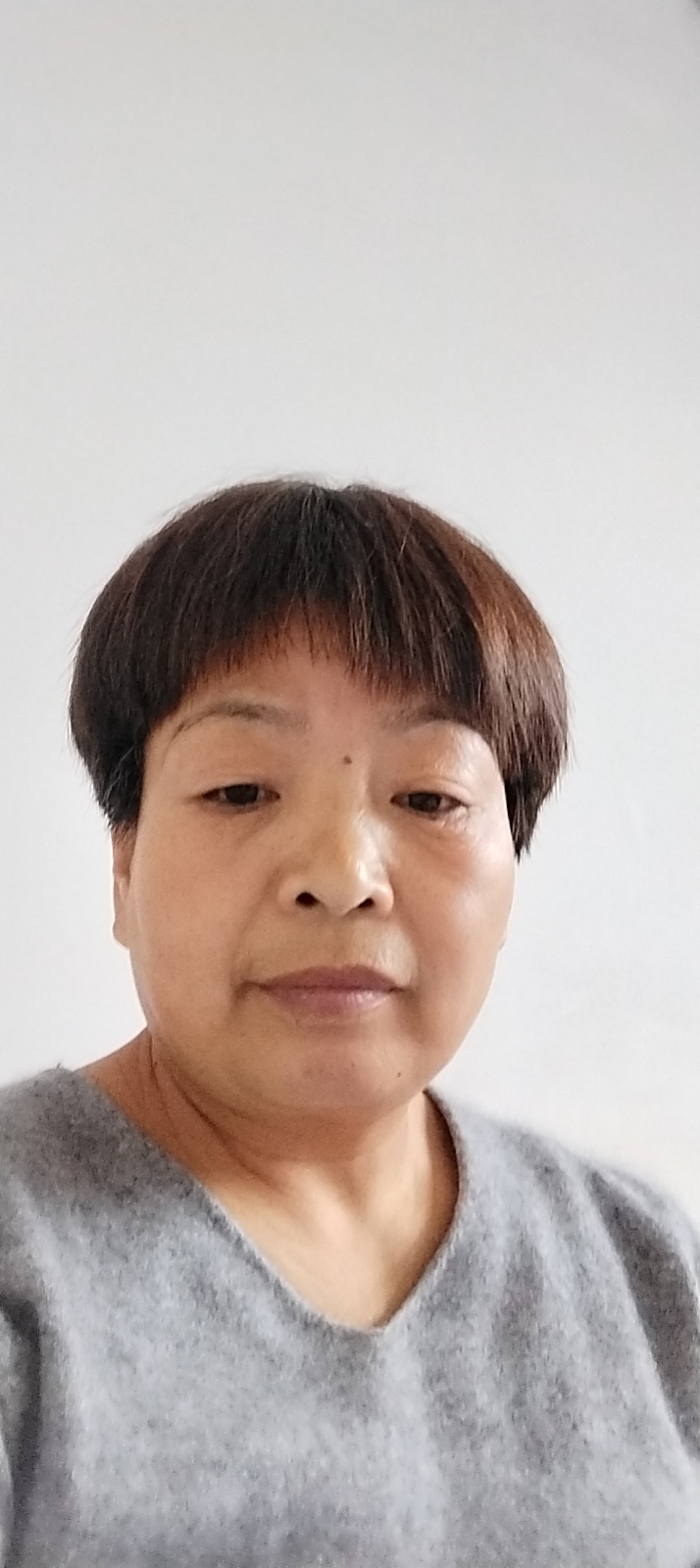 阿姨资料照片