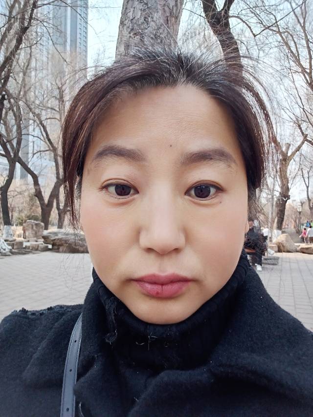 阿姨资料照片