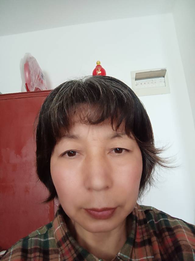 阿姨资料照片