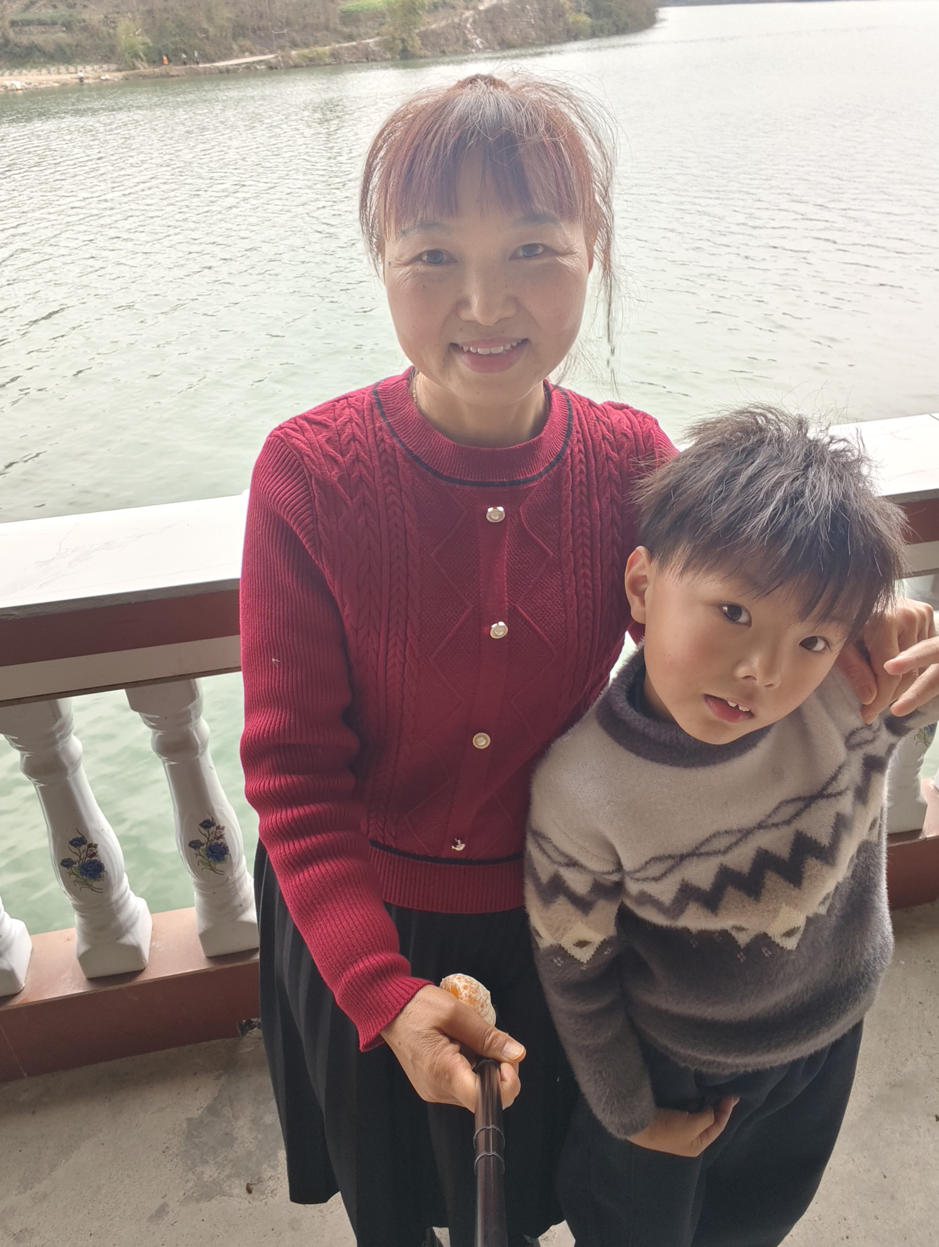 阿姨资料照片