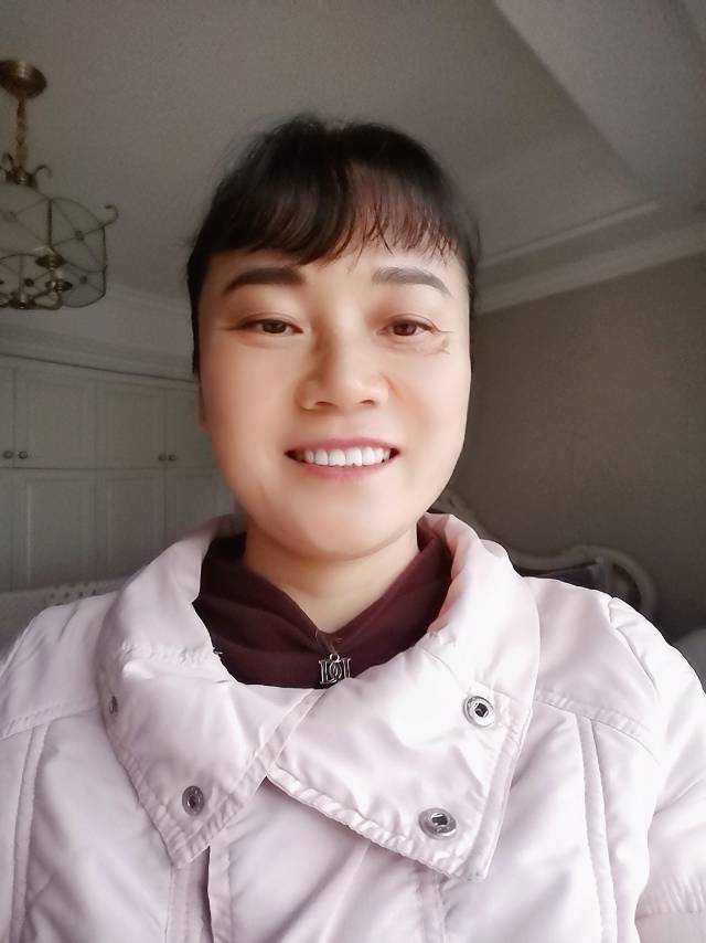 阿姨资料照片