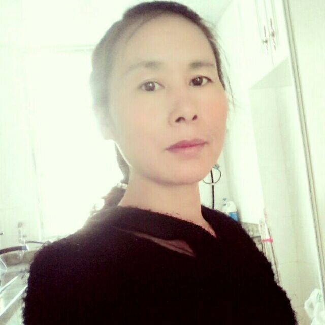 阿姨资料照片