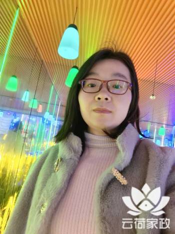 阿姨资料照片