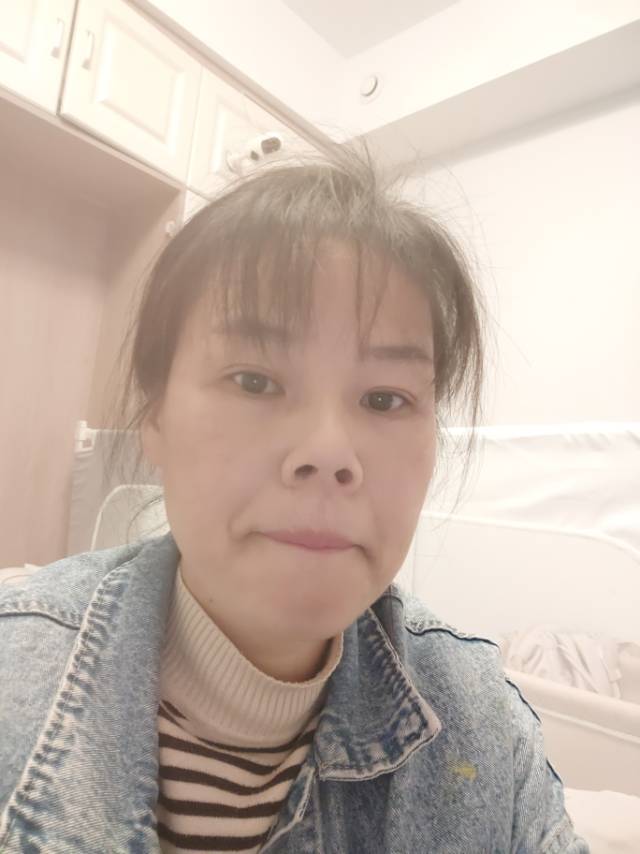 阿姨资料照片