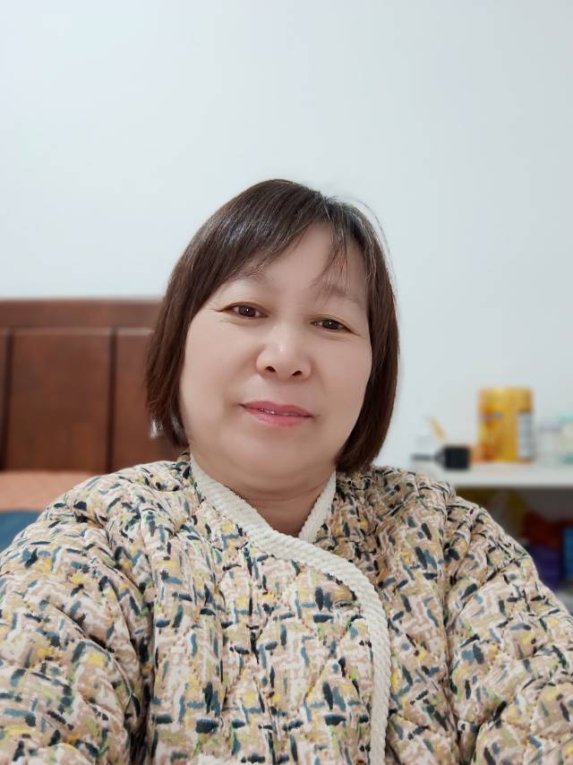 阿姨资料照片