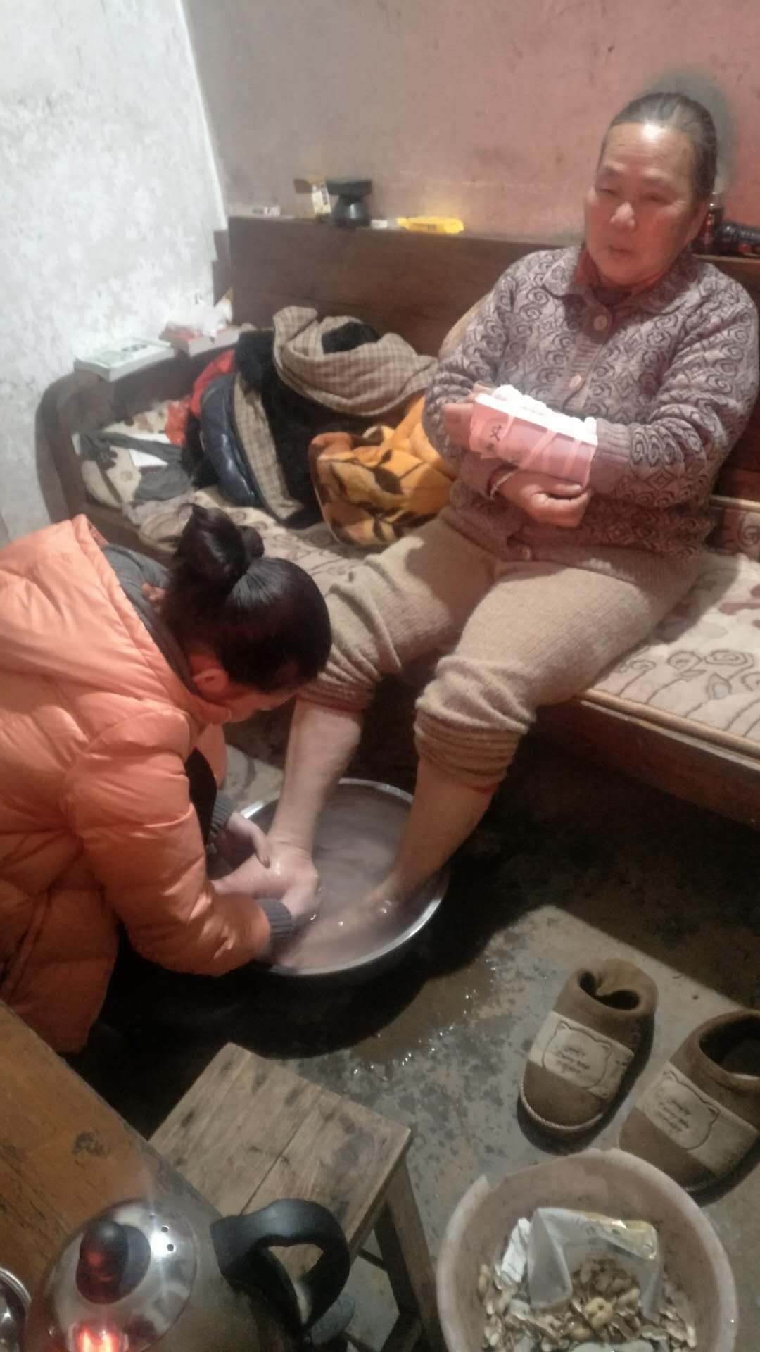 阿姨资料照片