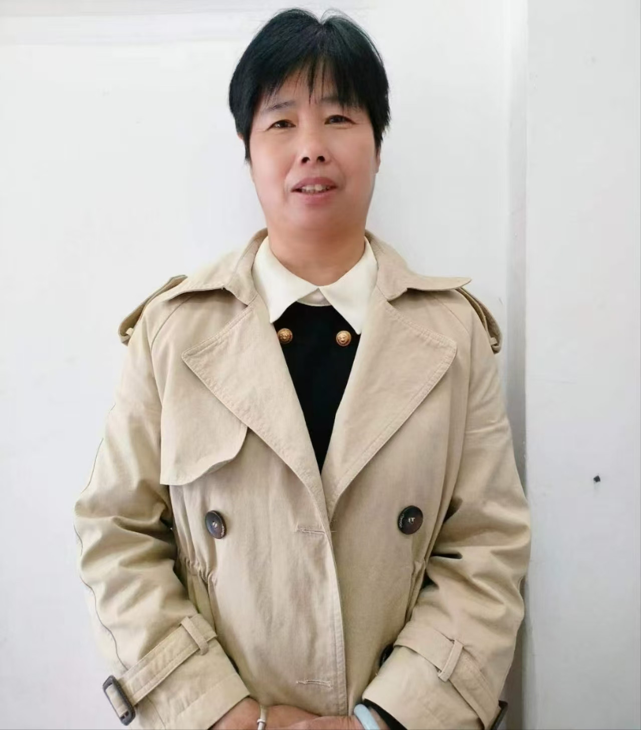 阿姨资料照片