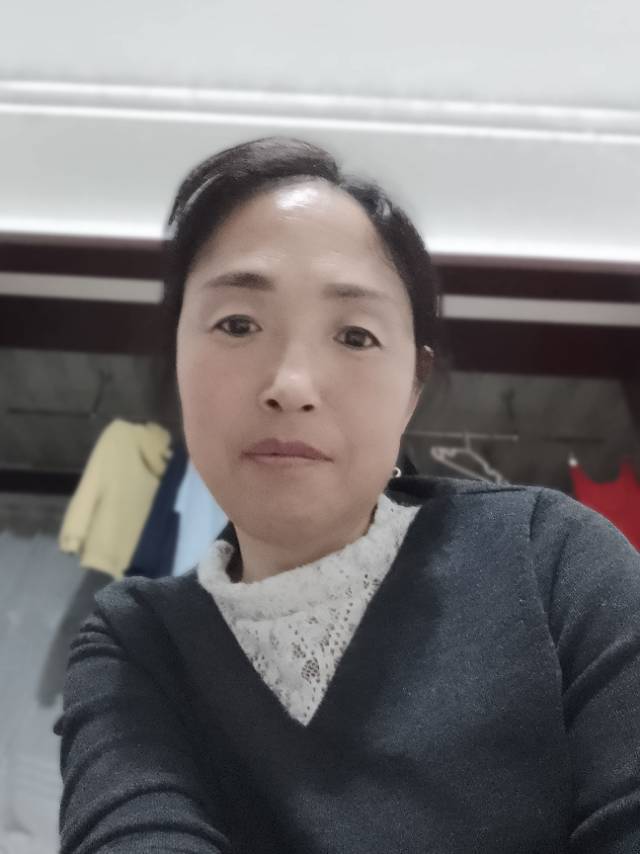 阿姨资料照片