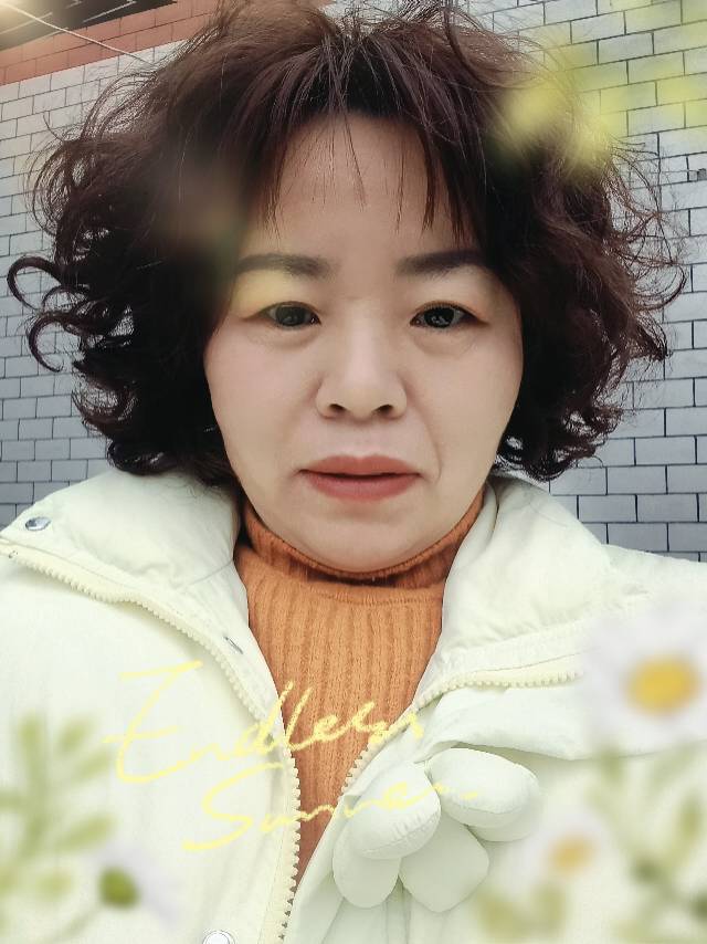 阿姨资料照片