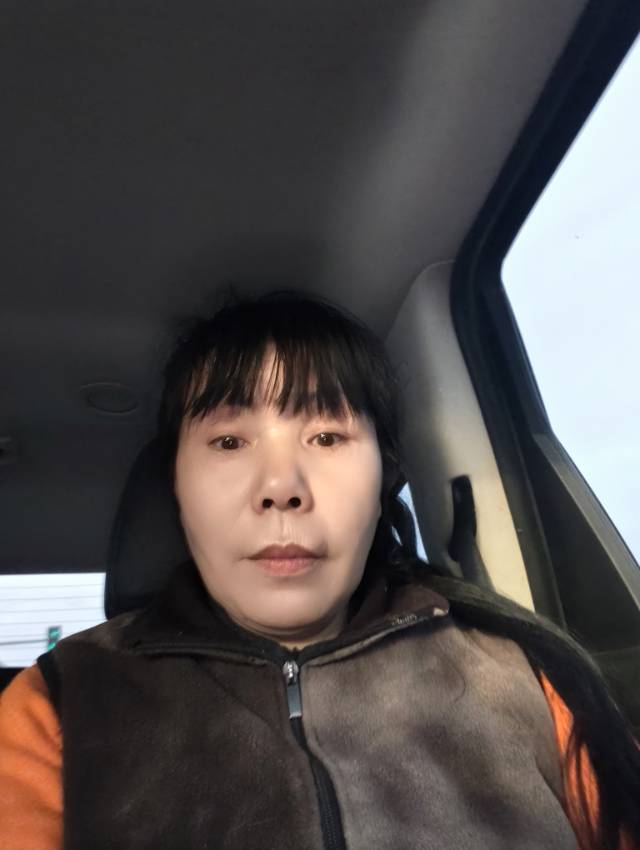 阿姨资料照片