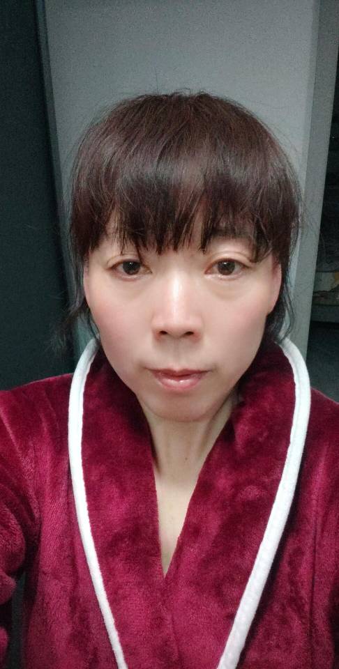 阿姨资料照片