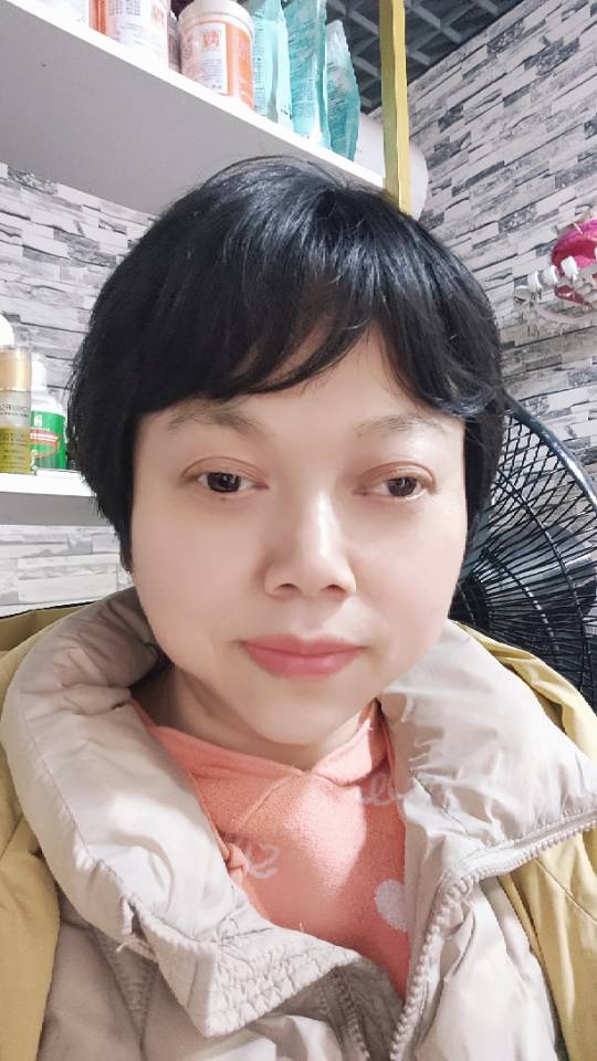 阿姨资料照片