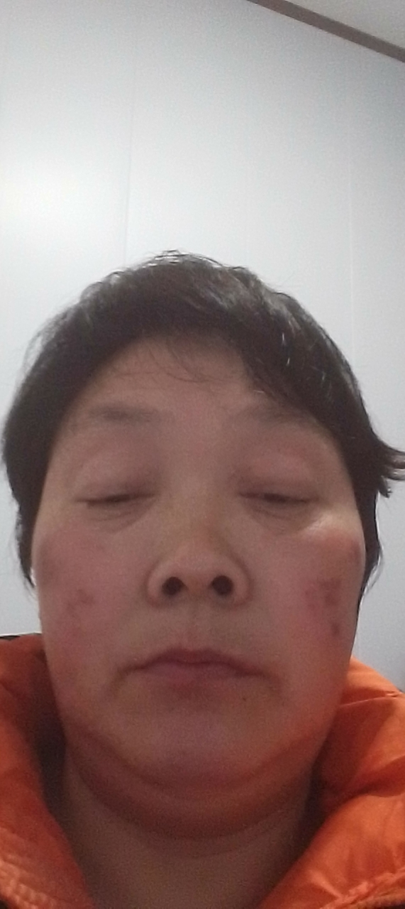 阿姨资料照片