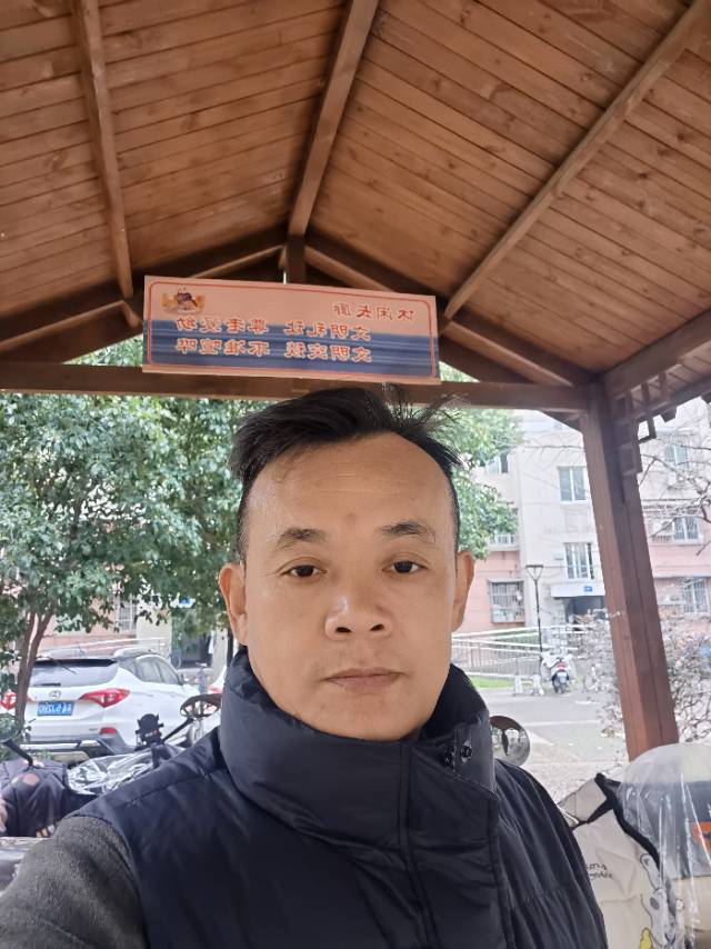 阿姨资料照片