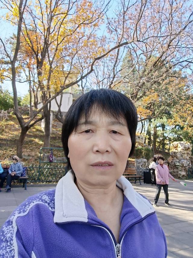 阿姨资料照片