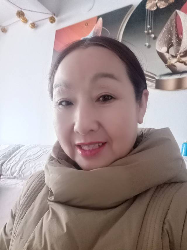 阿姨资料照片