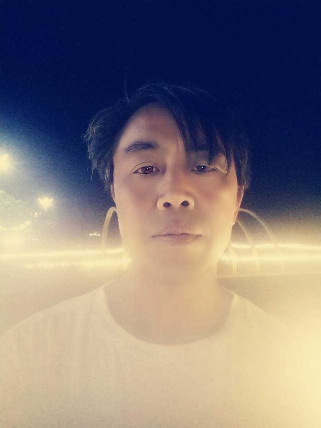 阿姨资料照片