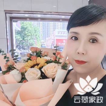阿姨资料照片