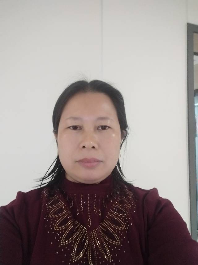 阿姨资料照片