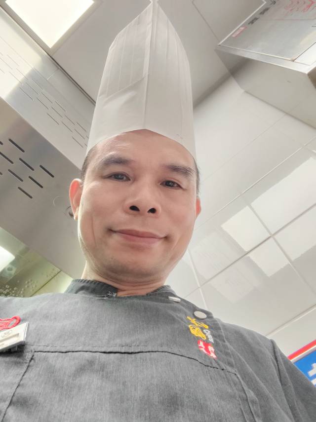 阿姨资料照片