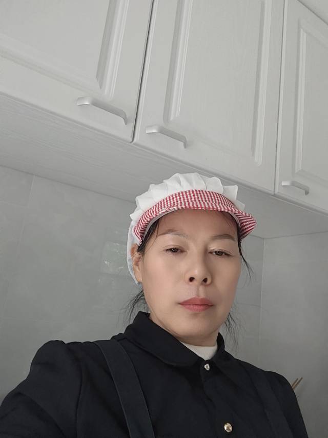 阿姨资料照片