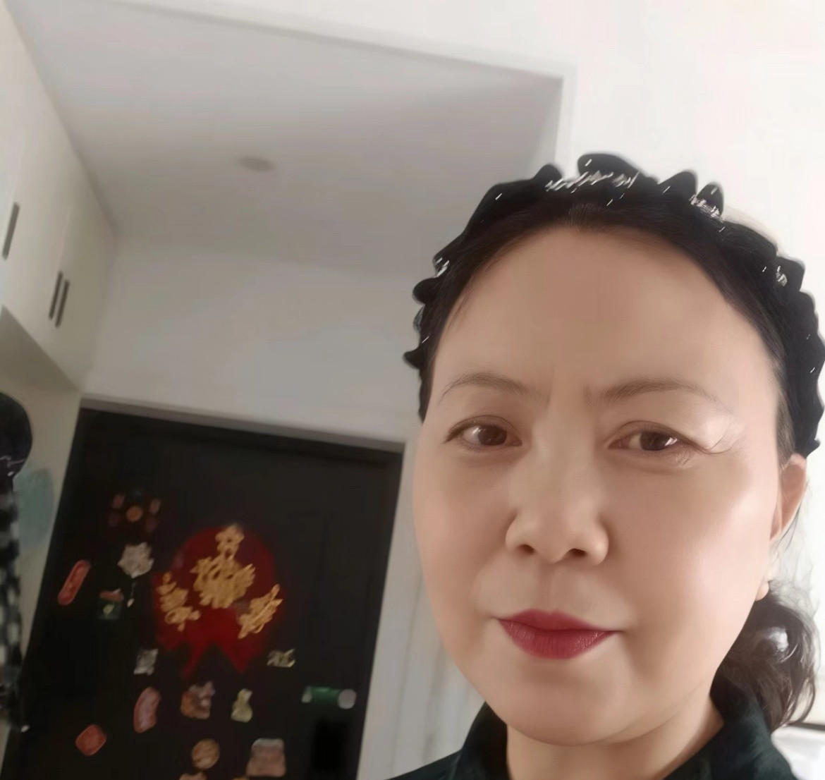 阿姨资料照片