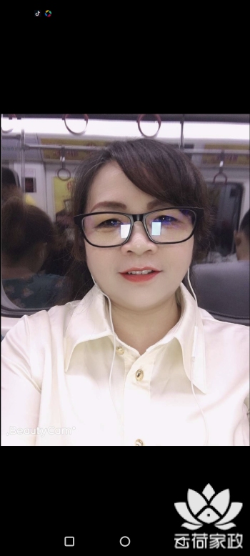 阿姨资料照片
