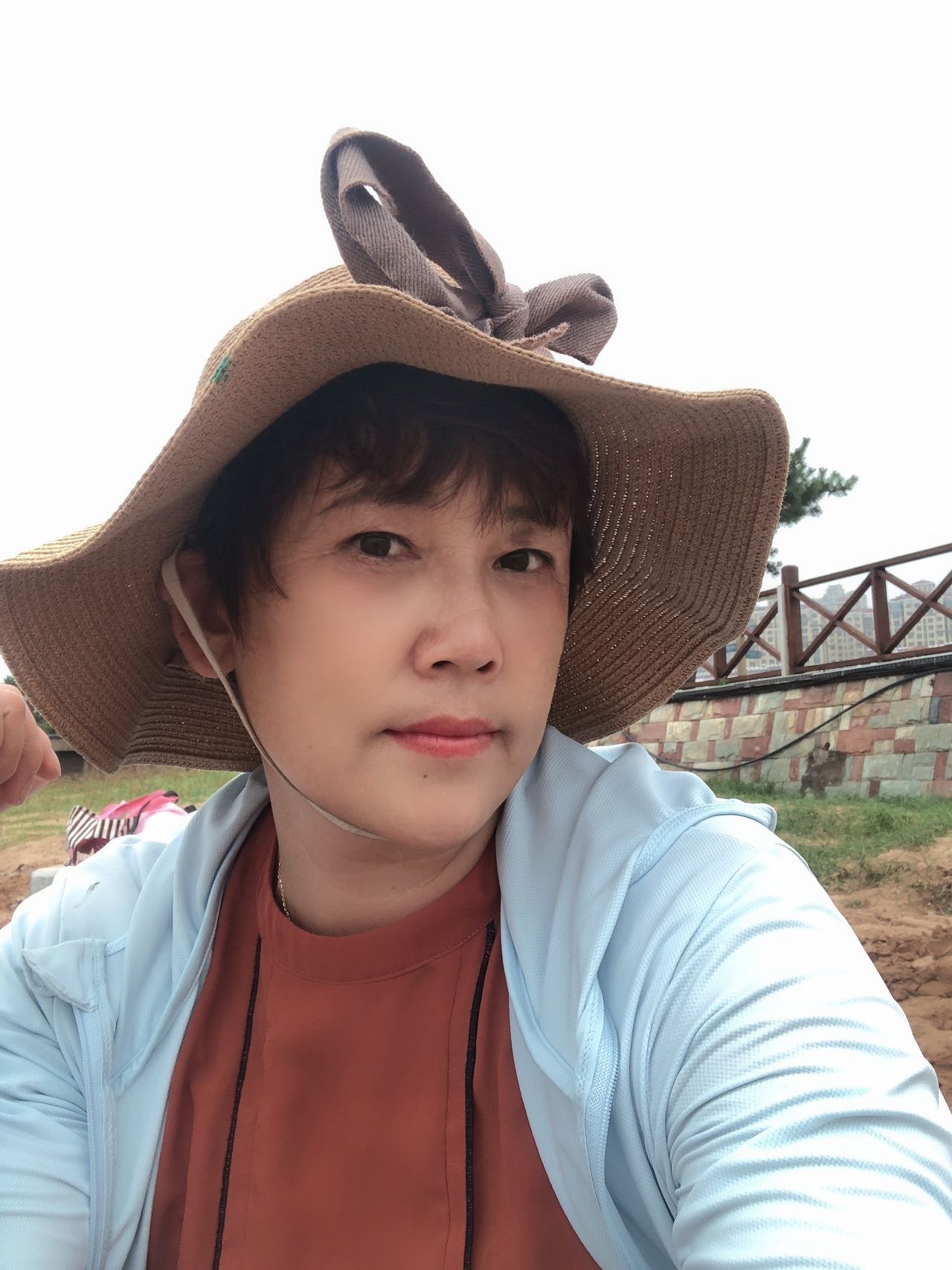 阿姨资料照片