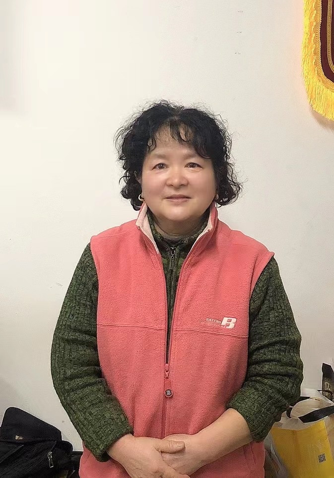 阿姨资料照片
