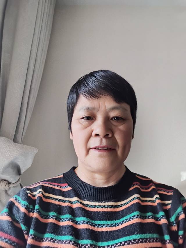 阿姨资料照片