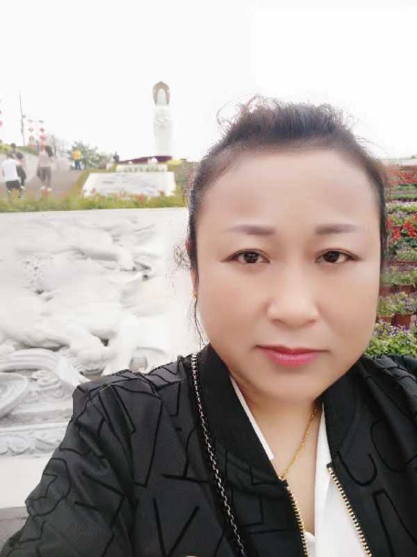 阿姨资料照片