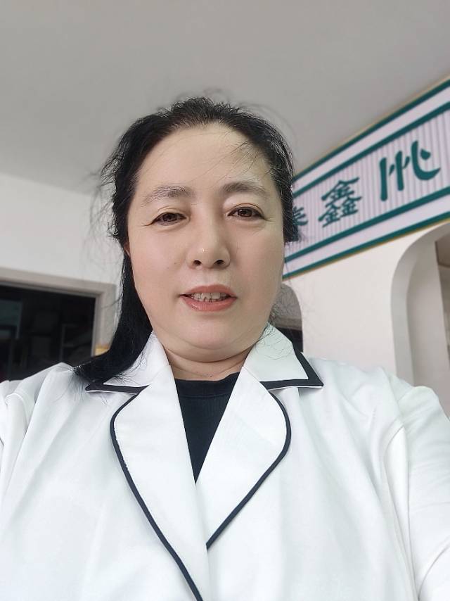 阿姨资料照片