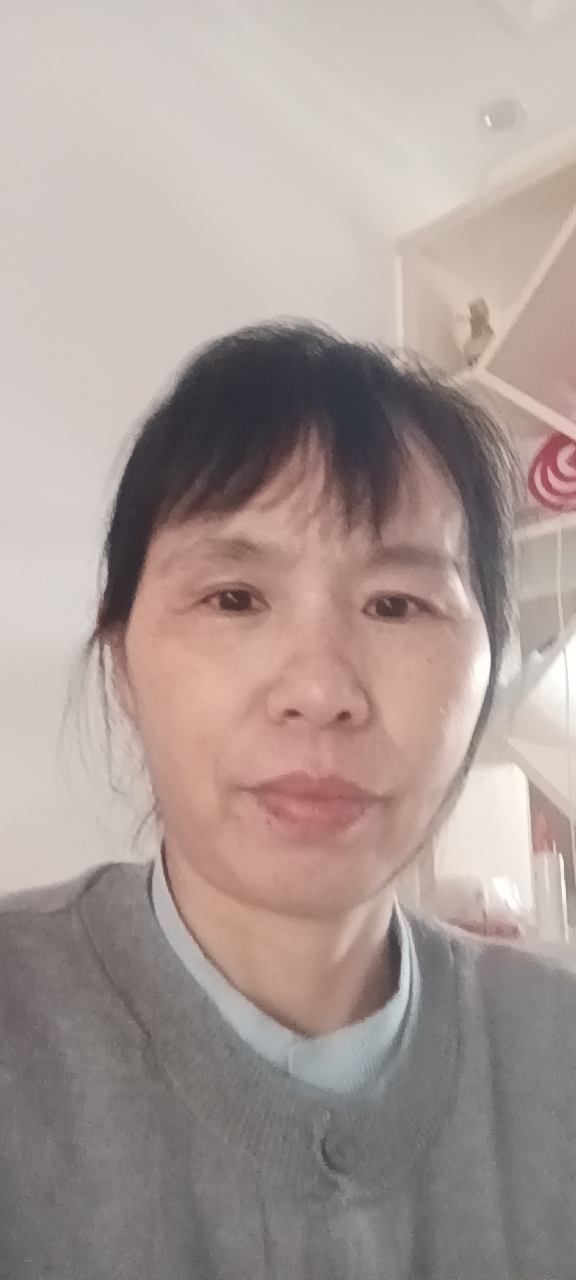 阿姨资料照片