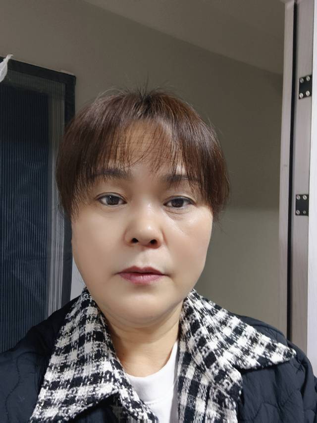 阿姨资料照片