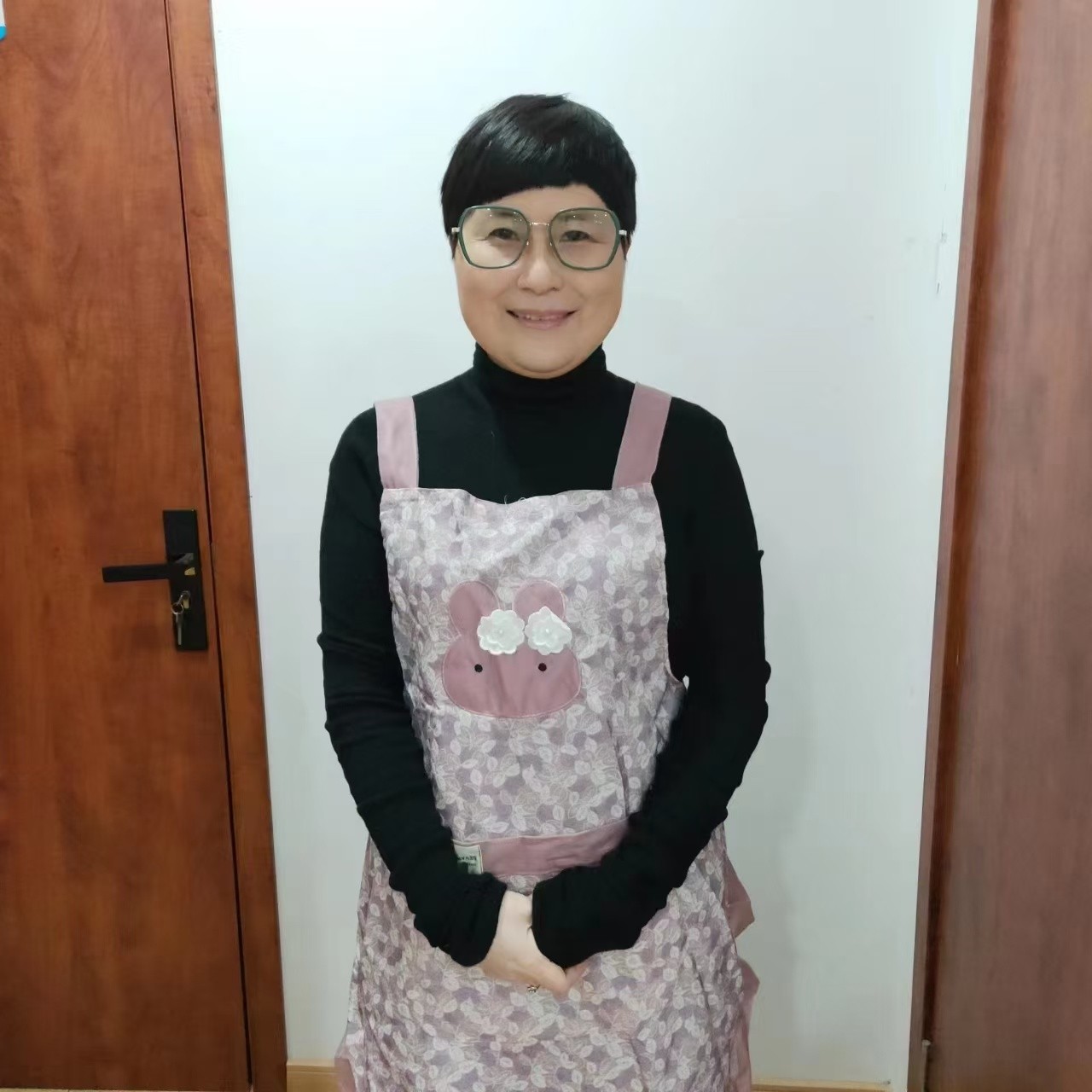 阿姨资料照片