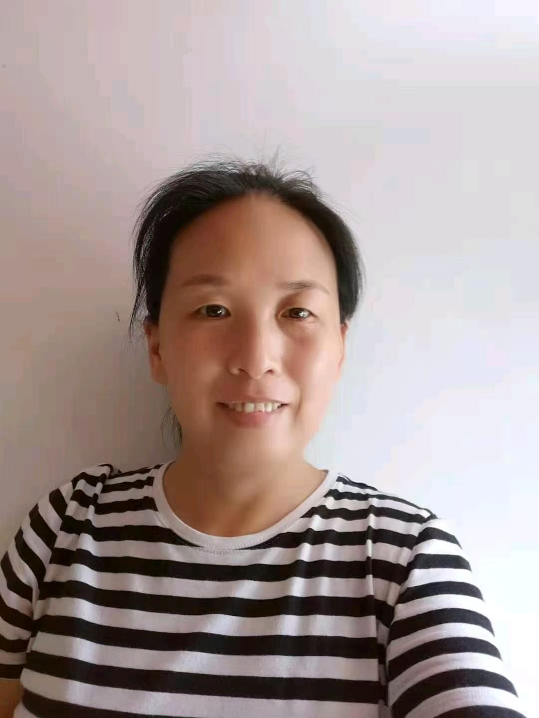 阿姨资料照片